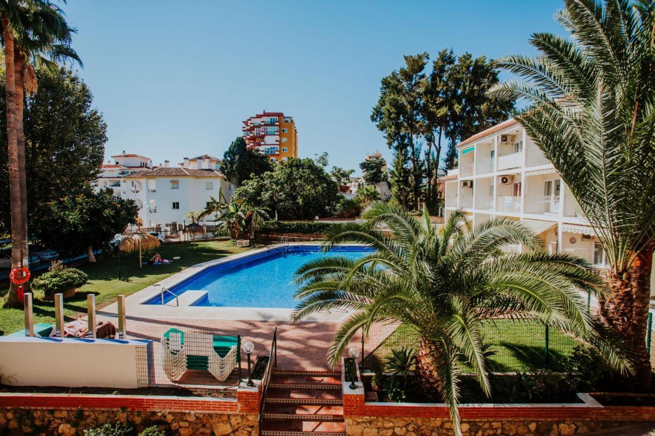 Carihuela Palace Blue